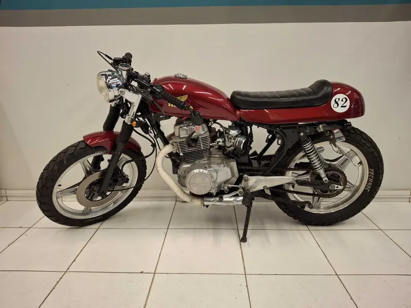 Honda CB 400 II