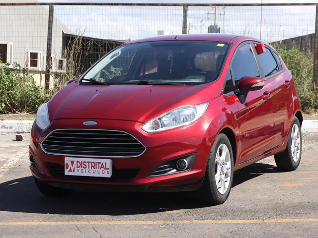 Carro Ford Fiesta Hatch 2014 1.5 (Flex)