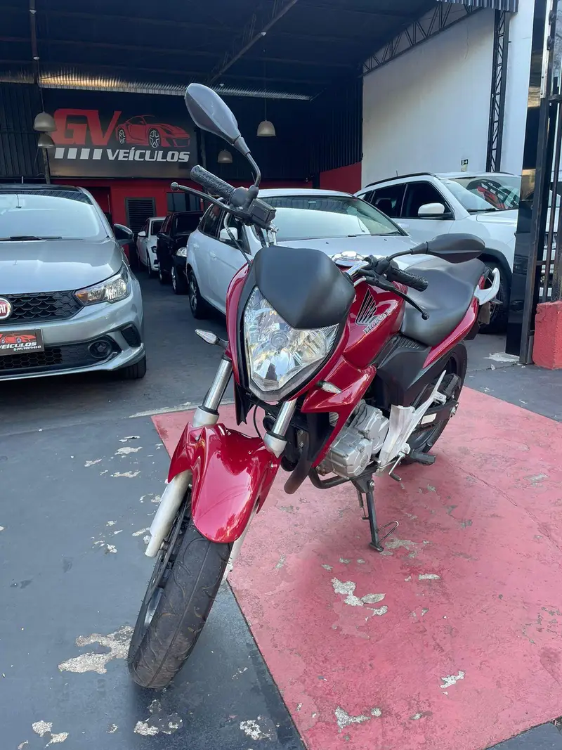Honda CB 300R Standard