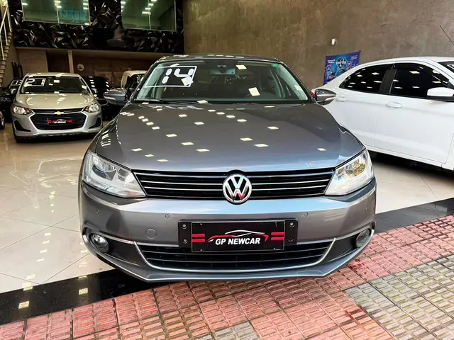 Carro Volkswagen Jetta 2014 2.0 TSI Highline DSG
