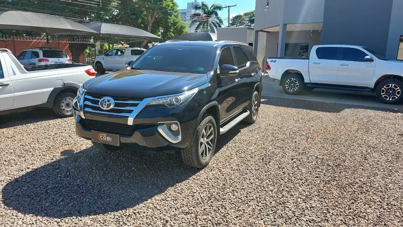 Toyota SW4 2.8 TDI SRX 7L 4x4 (Aut)