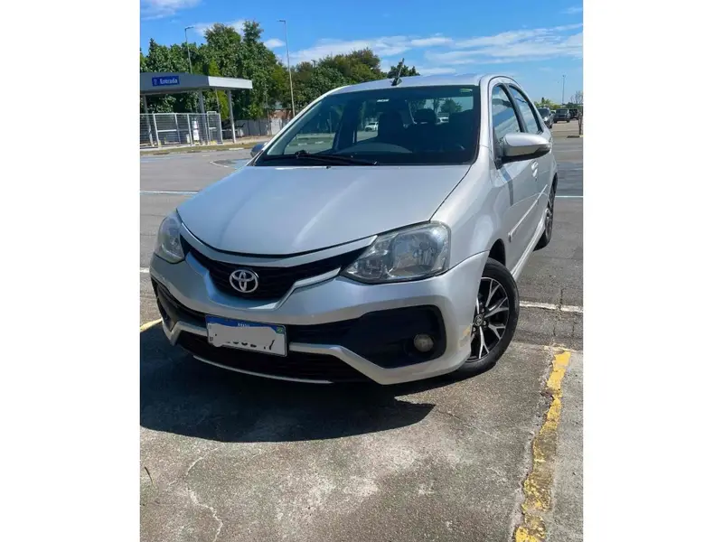 Toyota Etios Sedan Platinum 1.5 (Aut) (Flex)