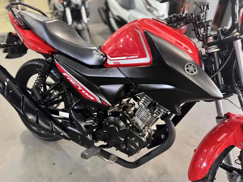 Yamaha YBR 150 Factor ED