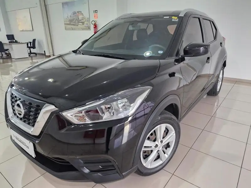 Nissan Kicks 1.6 S (Flex)