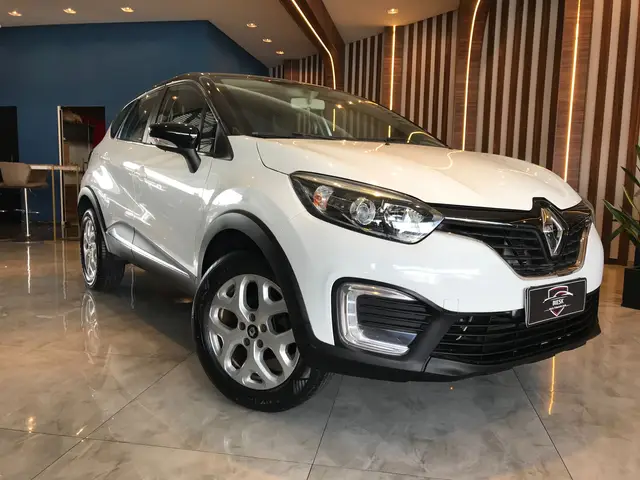 Carro Renault Captur 2018 Life 1.6 16v SCe CVT (Flex)