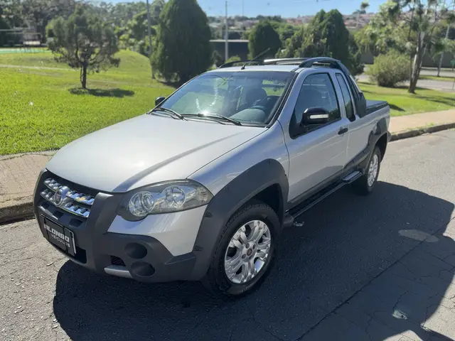 Carro Fiat Strada 2010 Adventure Locker 1.8 8V (Flex) (Cabine Estendida)
