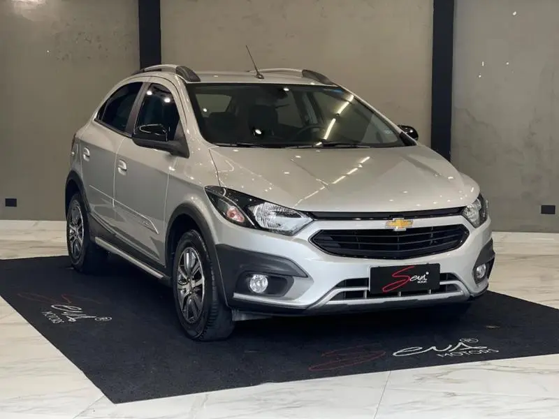 Chevrolet Onix 1.4 Activ SPE/4 (Aut)