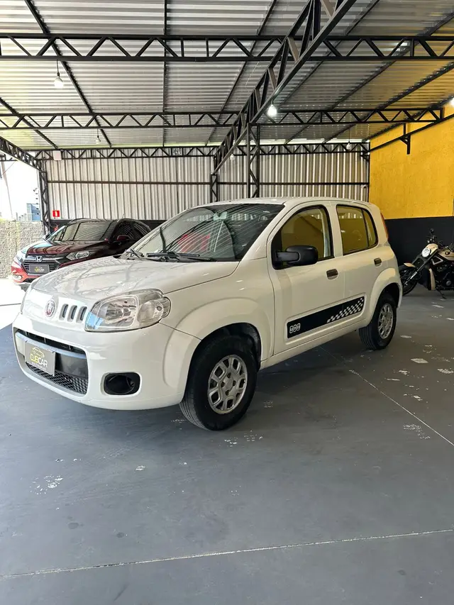 Carro Fiat Uno 2016 Attractive 1.0 (Flex) 4p