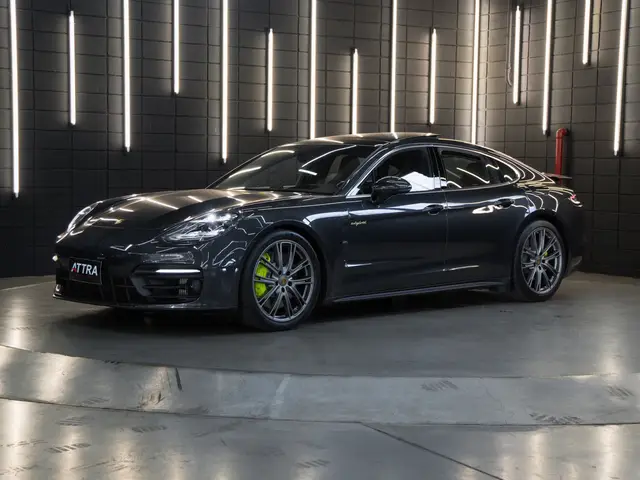 Carro Porsche Panamera 2023 Panamera 4S 2.9 560cv (Híbrido)