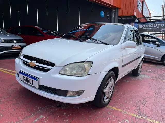 Carro Chevrolet Classic 2015 LS 1.0 VHCE (Flex)