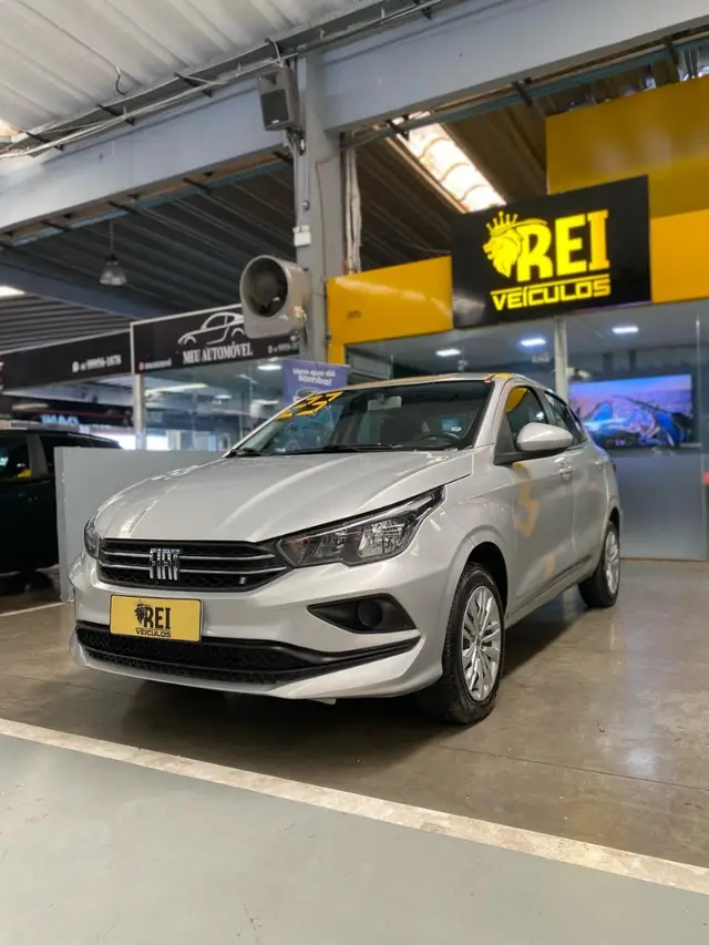 Carro Fiat Cronos 2023 Drive 1.3 (Flex) MT