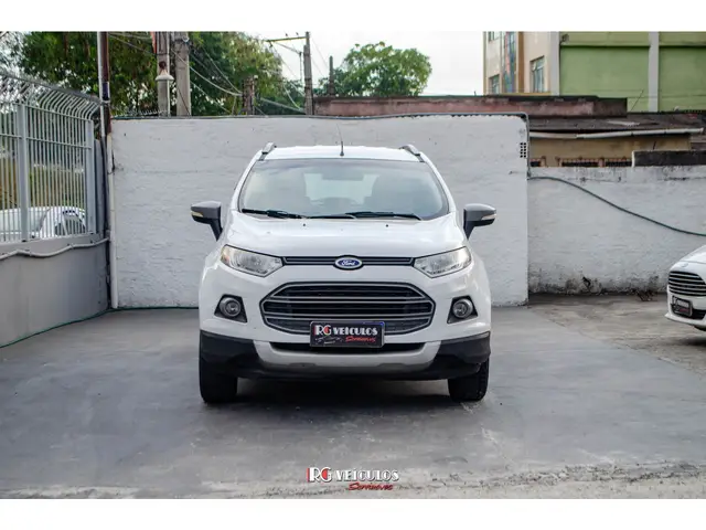 Carro Ford EcoSport 2014 Ecosport Freestyle Plus 1.6 16V (Flex)