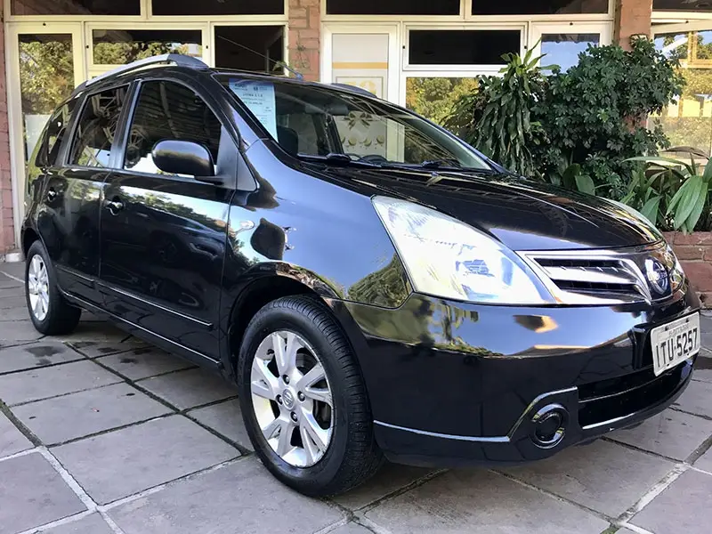 Nissan S 1.8 16V (flex) (aut)