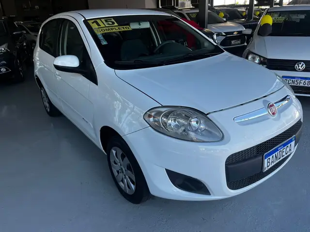 Carro Fiat Palio 2015 Attractive 1.0 Evo (Flex)