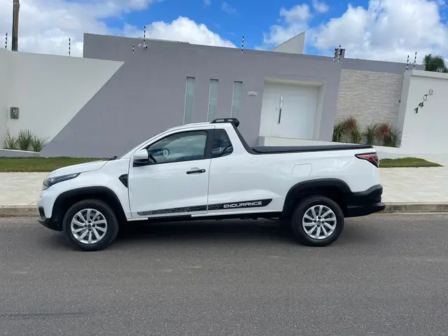 Carro Fiat Strada 2022 Endurance 1.4 CS