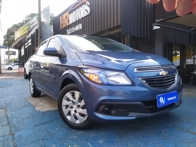 Carro Chevrolet Onix 2015 1.4 LT SPE/4
