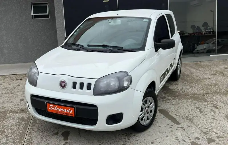 Fiat Uno Vivace 1.0 8V (Flex) 4p