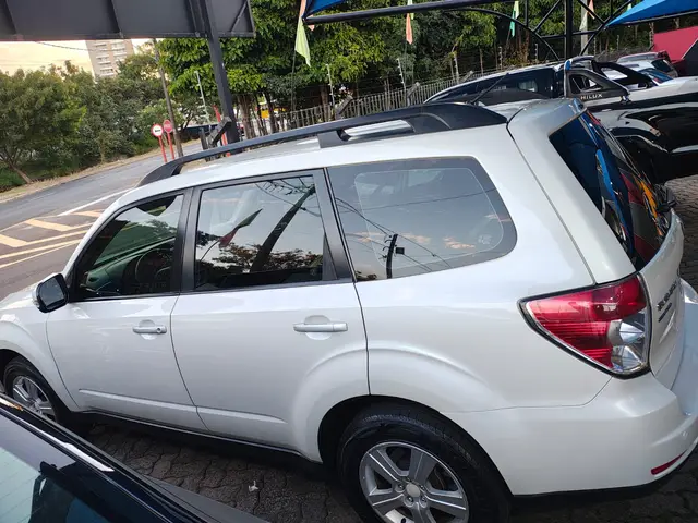 Carro Subaru Forester 2011 XS 2.0 16V 4WD (aut)
