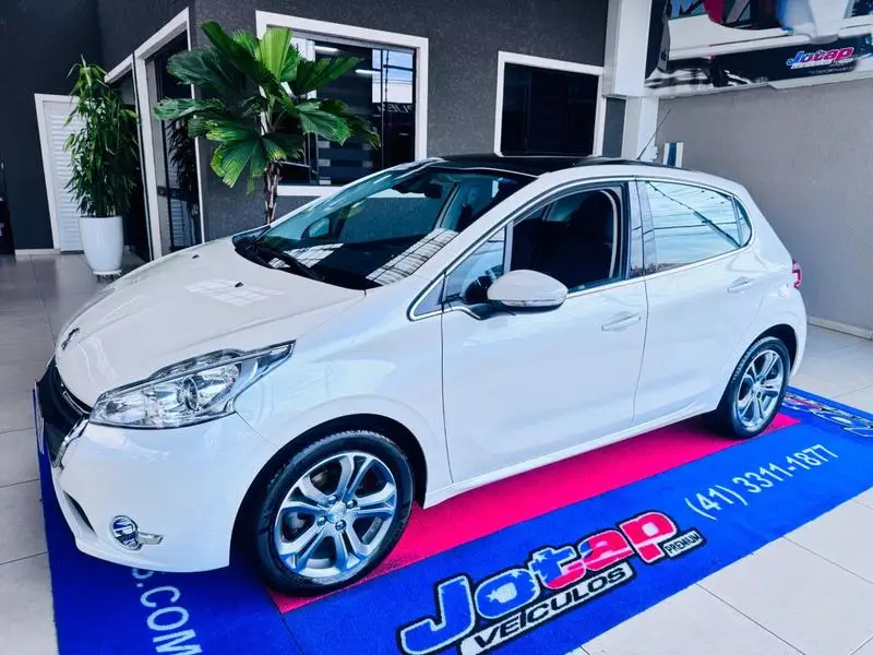 Peugeot 208 Griffe 1.6 16V (Flex) (Aut)