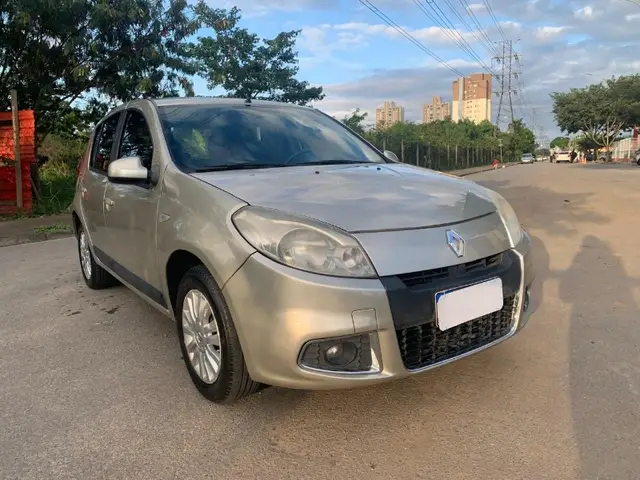 Carro Renault Sandero 2012 Privilege 1.6 16V (Flex)(aut)