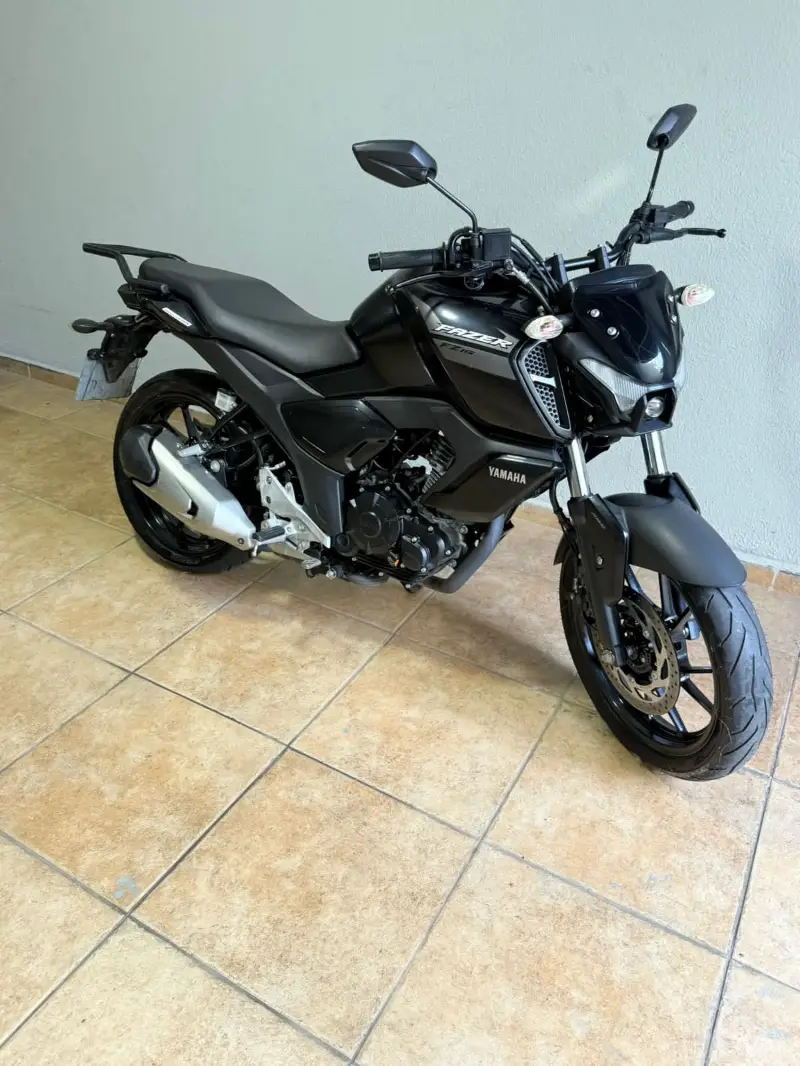 Yamaha Fazer FZ15 ABS