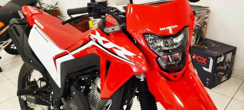 Honda Tornado