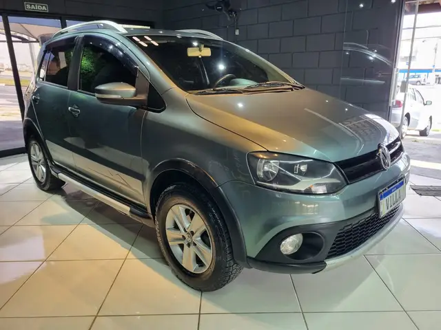 Carro Volkswagen CrossFox 2011 1.6 (Flex)