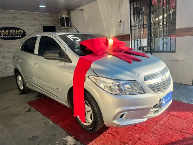 Carro Chevrolet Onix 2015 1.0 LT SPE/4
