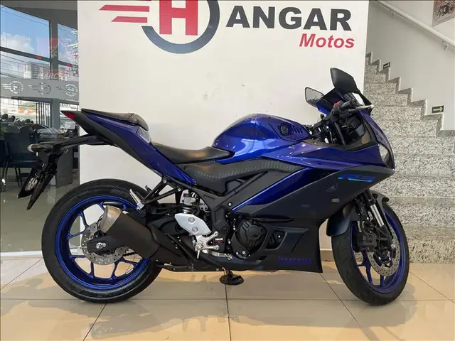 Carro Yamaha YZF R3 2024 ABS