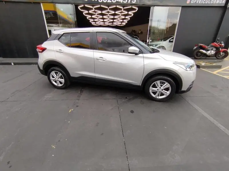 Nissan Kicks 1.6 Active (Aut) (Flex) (PCD)