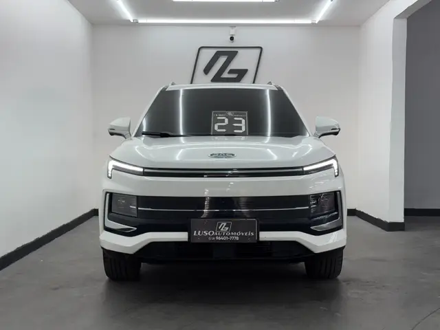 Carro JAC e-JS4 2023 BEV