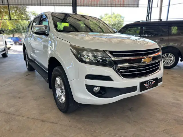 Carro Chevrolet S10 Cabine Dupla 2017 S10 2.8 CTDI LT 4x2 (Cabine Dupla) (Aut)