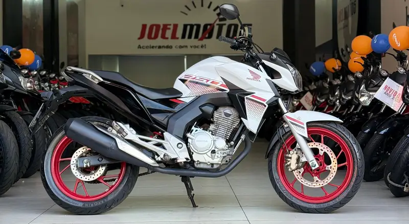 Honda CB 250F Twister (CBS)