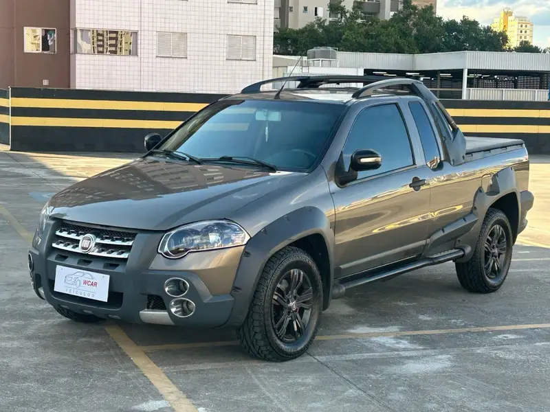 Fiat Strada Adventure Locker 1.8 8V (Flex) (Cabine Estendida)