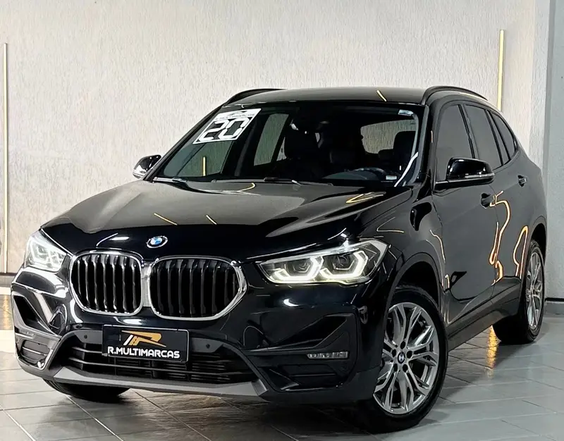BMW X1 2.0 sDrive20i X-Line ActiveFlex