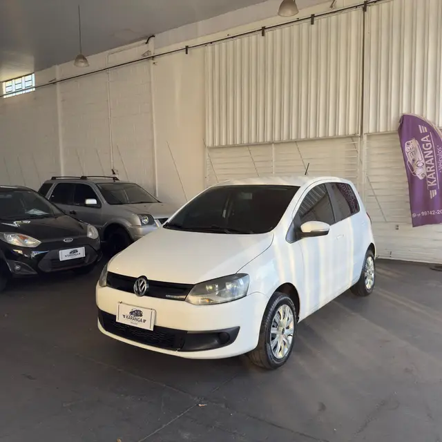 Carro Volkswagen Fox 2013 1.6 VHT BlueMotion (Flex) 4p