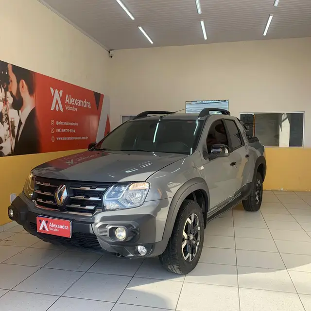 Carro Renault Oroch 2023 Outsider 1.3 TCe (Flex) (Aut.)