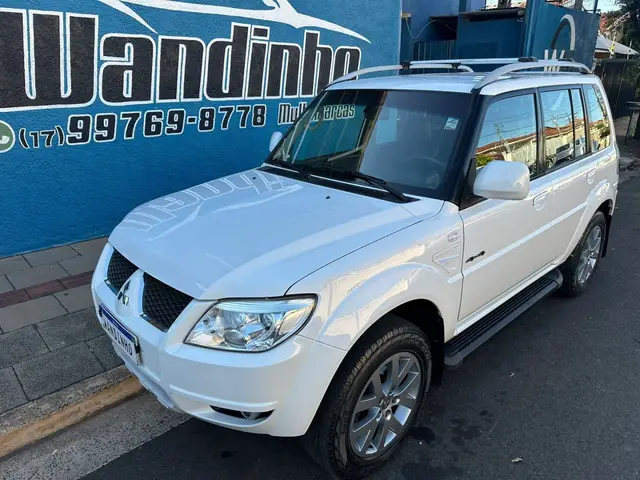 Carro Mitsubishi Pajero TR4 2015 2.0 16V 4X4 (Flex) (Aut)