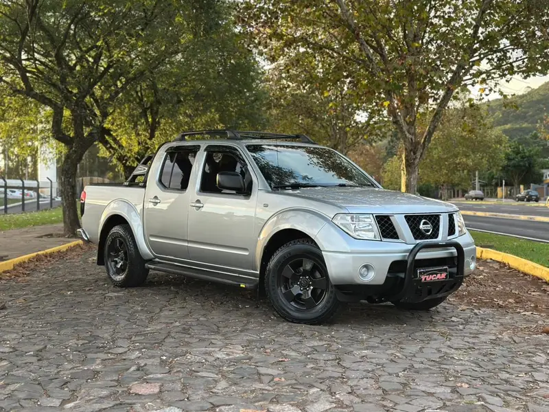 Nissan Frontier XE 4x2 2.5 16V (cab. dupla)