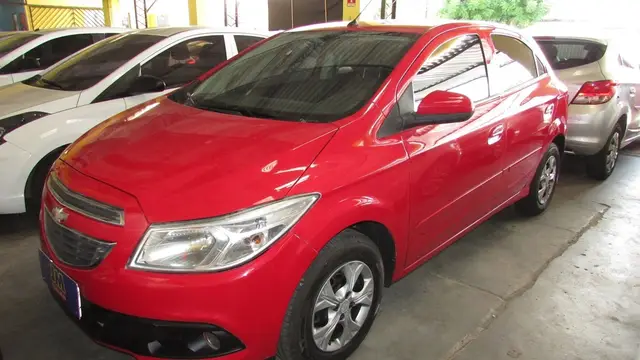 Carro Chevrolet Onix 2014 1.0 LT SPE/4