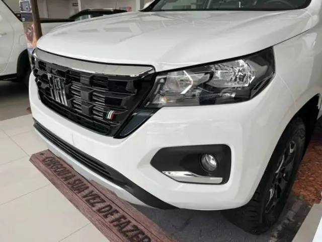 Carro Fiat Titano 2025 Volcano 2.2 Turbodiesel (Aut.)