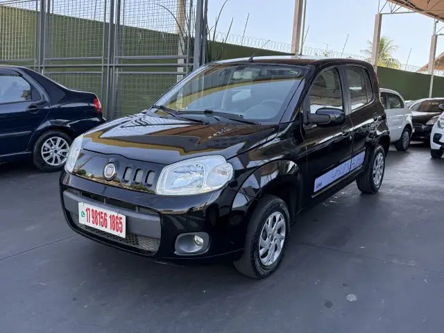 Fiat Uno Vivace 1.0 8V (Flex) 4p