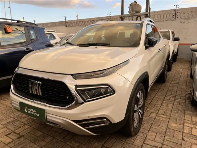 Carro Fiat Toro 2024 Volcano 2.0