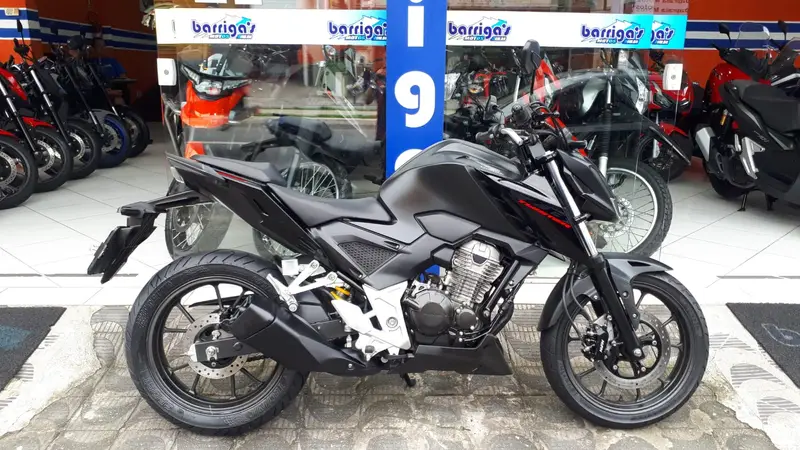 Honda CB 300F Twister Standard