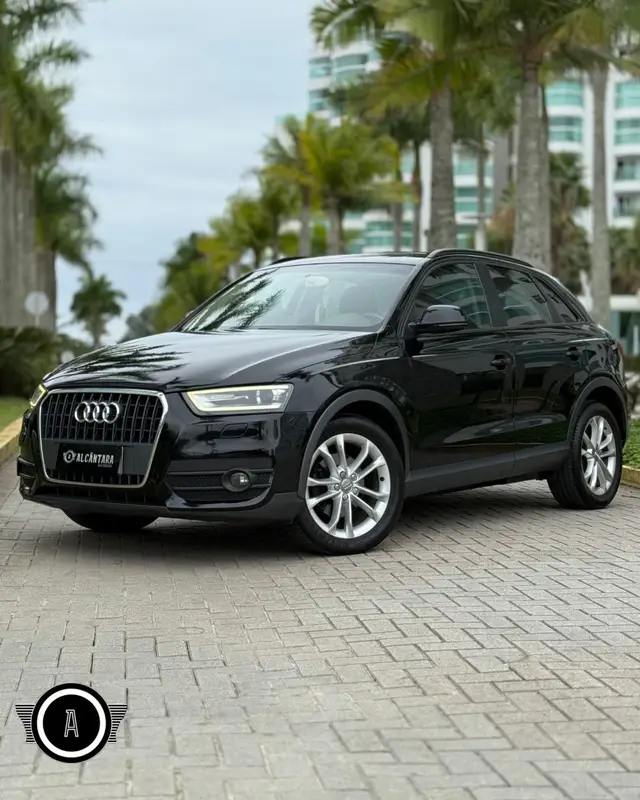 Carro Audi Q3 2013 2.0 TFSI Ambiente S Tronic Quattro