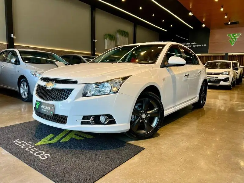 Chevrolet Cruze HB Sport LTZ 1.8 16V FlexP. 5p Mec