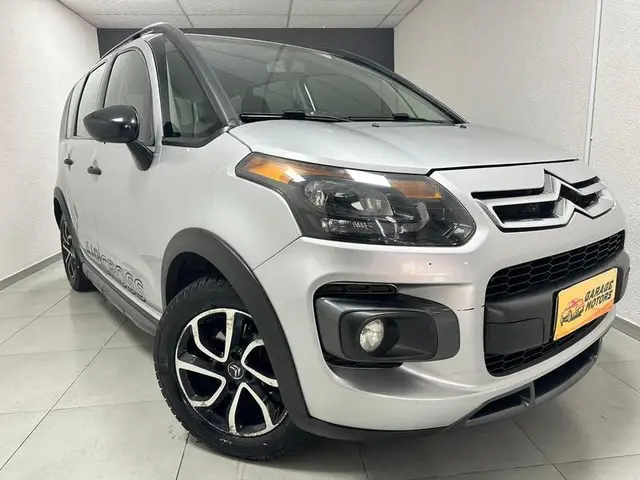 Carro Citroën C3 2015 Attraction 1.5 8V (Flex)