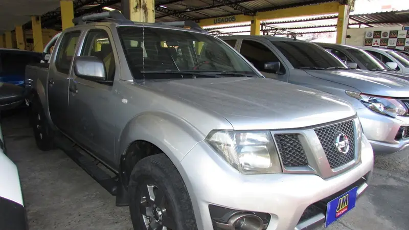 Nissan Frontier 2.5 TD CD 4x4 SV Attack