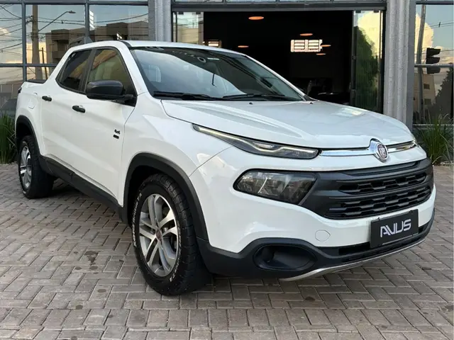 Carro Fiat Toro 2018 Freedom 2.0 diesel MT6 4x4