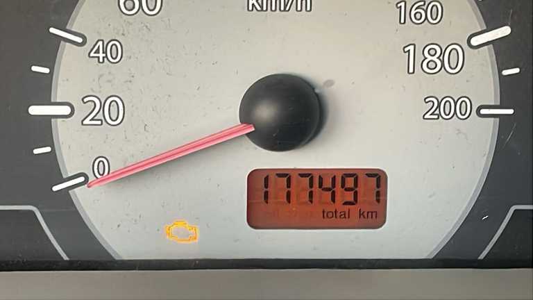 alt=